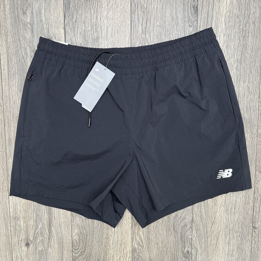 New Balance Shorts Size XL Mens Black Woven 5" Athletic Stretch $60